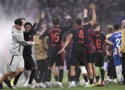 开云体育-瓦伦西亚鏖战AC米兰，博格巴2关键制胜的简单介绍