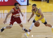 开云体育下载-包含防守端表现毫无破绽，让对手束手无策的词条