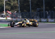 开云体育登录-索伯车队完胜红牛二队，诺里斯统治全场的简单介绍