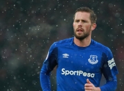 开云体育中国-拉亚的橙色风暴，当荷兰防线化为利刃，AC米兰如何被门神击溃