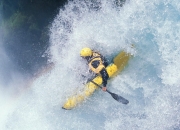 开云体育在线-斯坦福桥的异域风暴，当切尔西的蓝色遇见摩洛哥的红，布鲁诺于宏大舞台绽放巨星光芒
