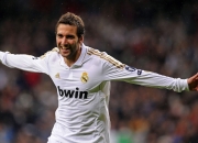 开云体育平台APP-双线战场，热火铁血防守压制马刺传统，莫兰特世界排名战上演王者接管