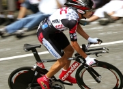 开云体育入口-赛道与绿茵的交响，当F1争冠之夜遇见孙兴慜的关键进球