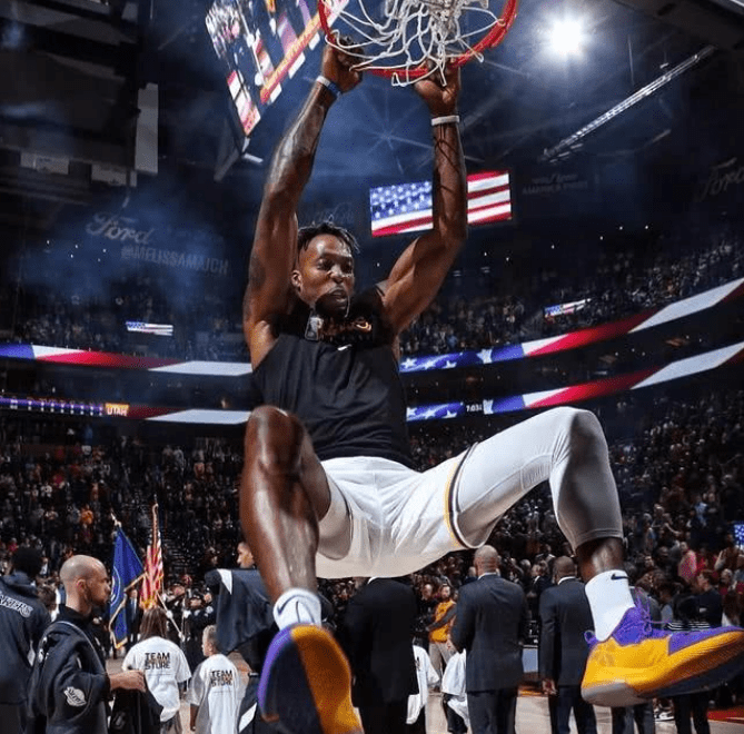 魔术碾压篮网,锡安打破历史纪录的简单介绍 魔术碾压篮网,锡安打破历史纪录的简单介绍