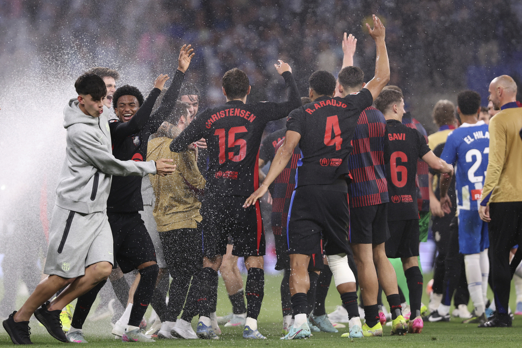 瓦伦西亚鏖战AC米兰,博格巴2关键制胜的简单介绍 瓦伦西亚鏖战AC米兰,博格巴2关键制胜的简单介绍