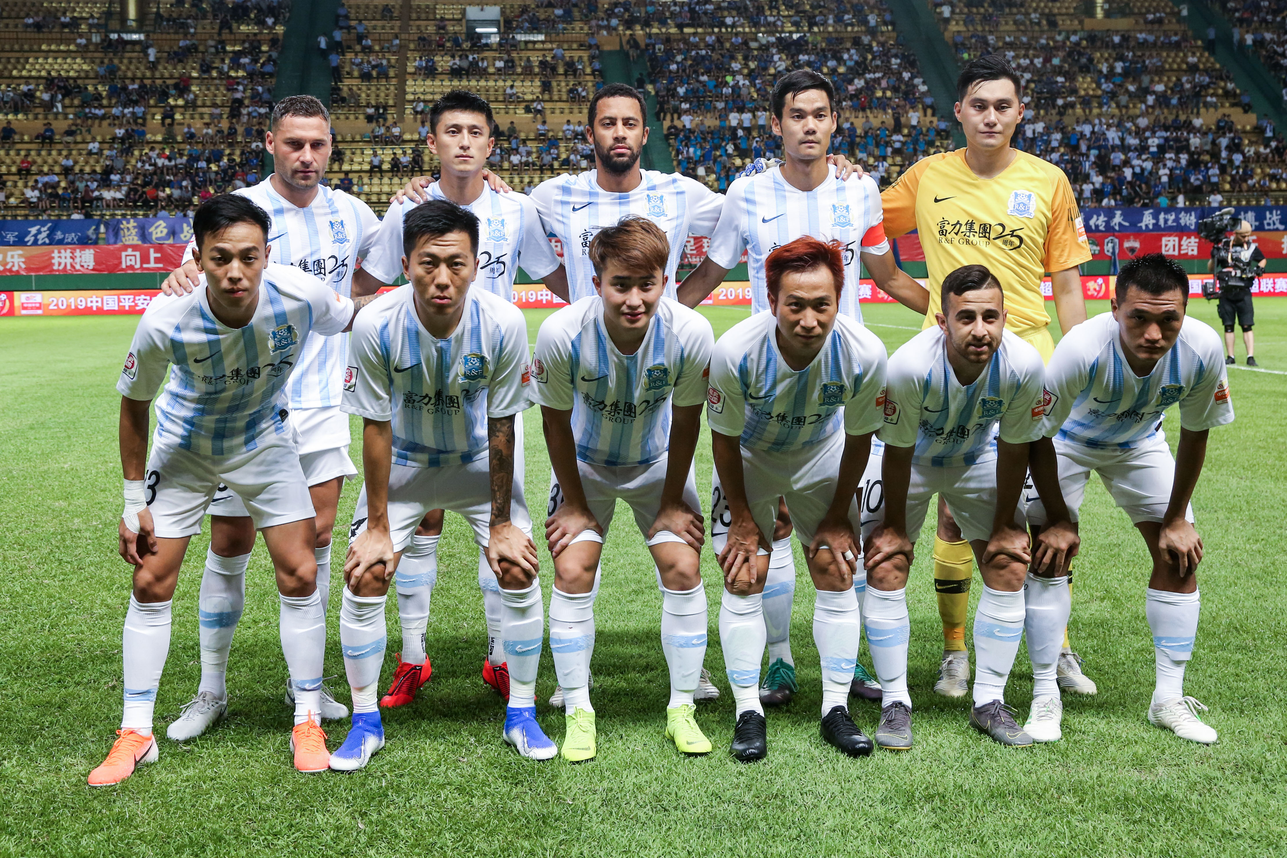 广州富力主场战胜对手,积分榜排名上升的简单介绍 广州富力主场战胜对手,积分榜排名上升的简单介绍