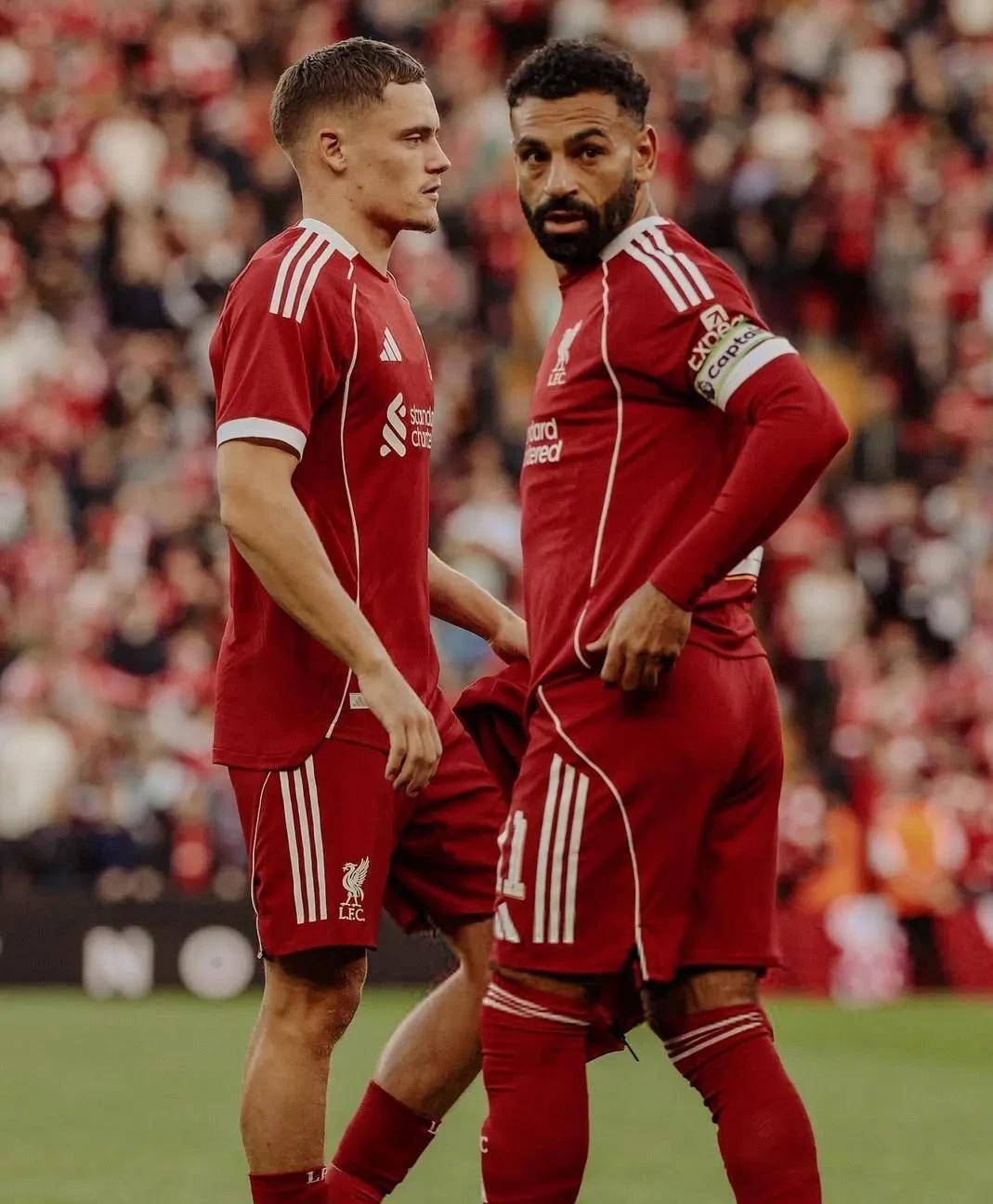 包含利物浦横扫里昂,阿尔巴绝境逆转的词条 包含利物浦横扫里昂,阿尔巴绝境逆转的词条