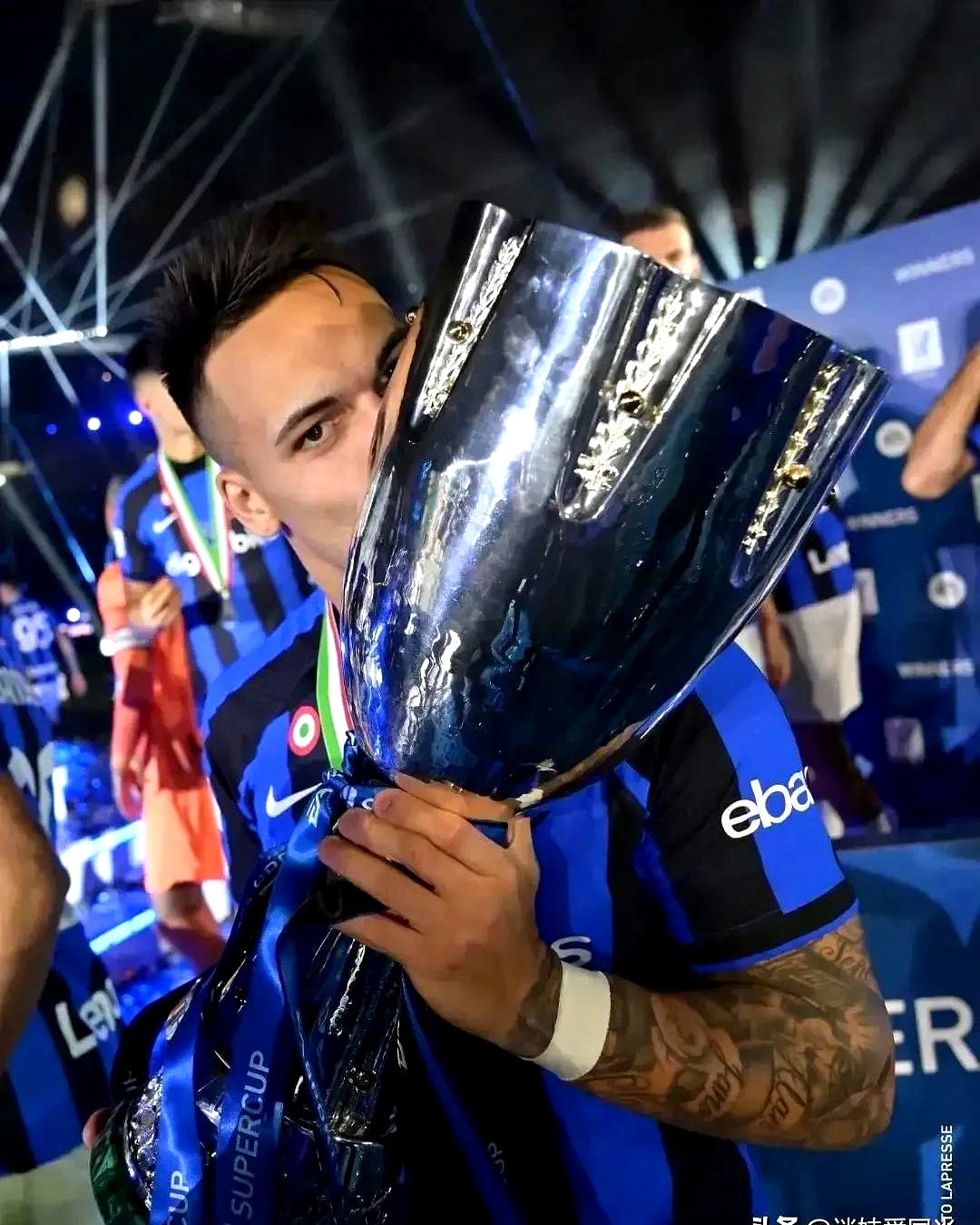 包含国际米兰翻盘塞维利亚,格列兹曼送出助攻的词条 包含国际米兰翻盘塞维利亚,格列兹曼送出助攻的词条