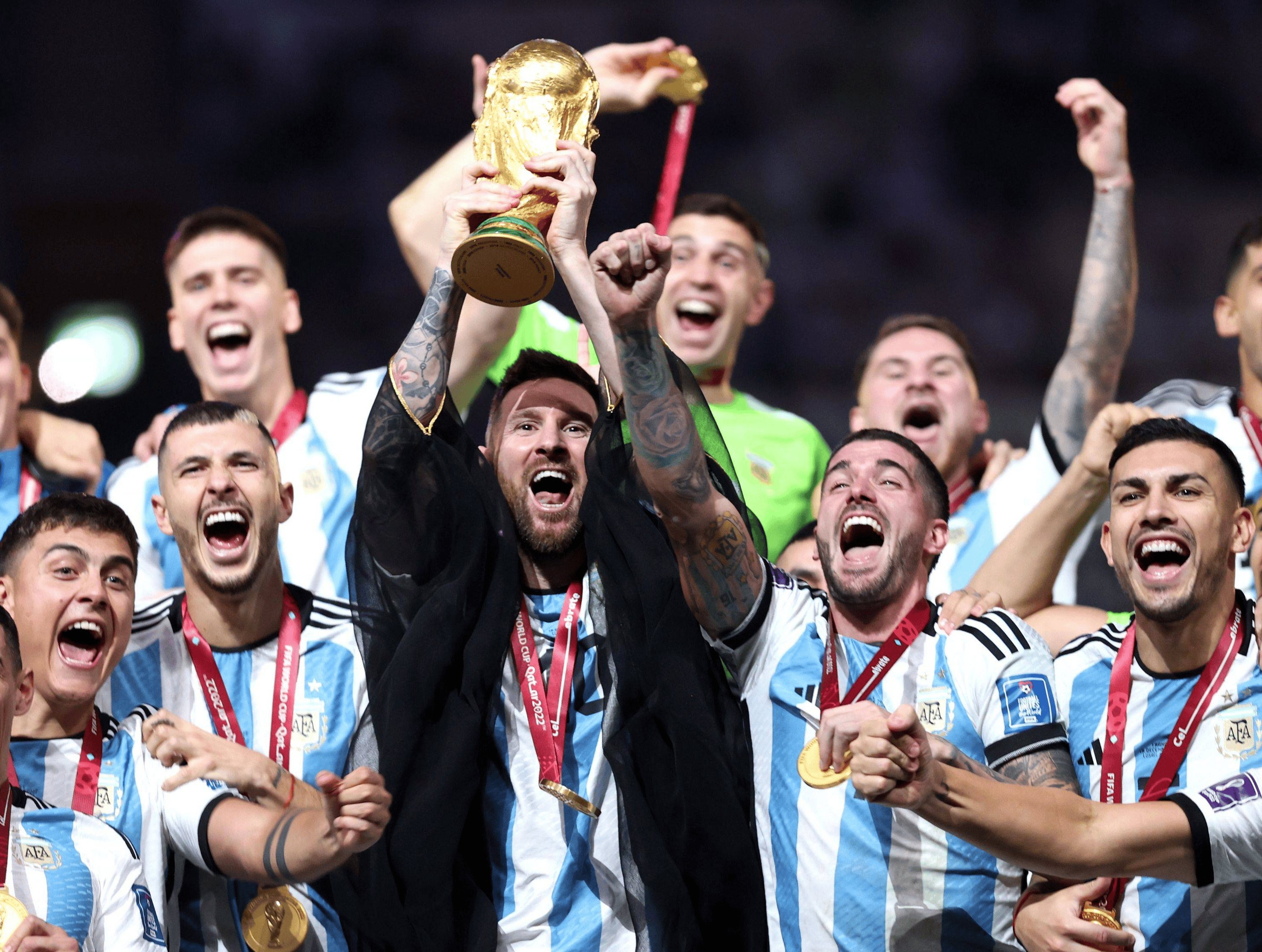 巴西男足队战胜阿根廷进入半决赛 巴西男足队战胜阿根廷进入半决赛