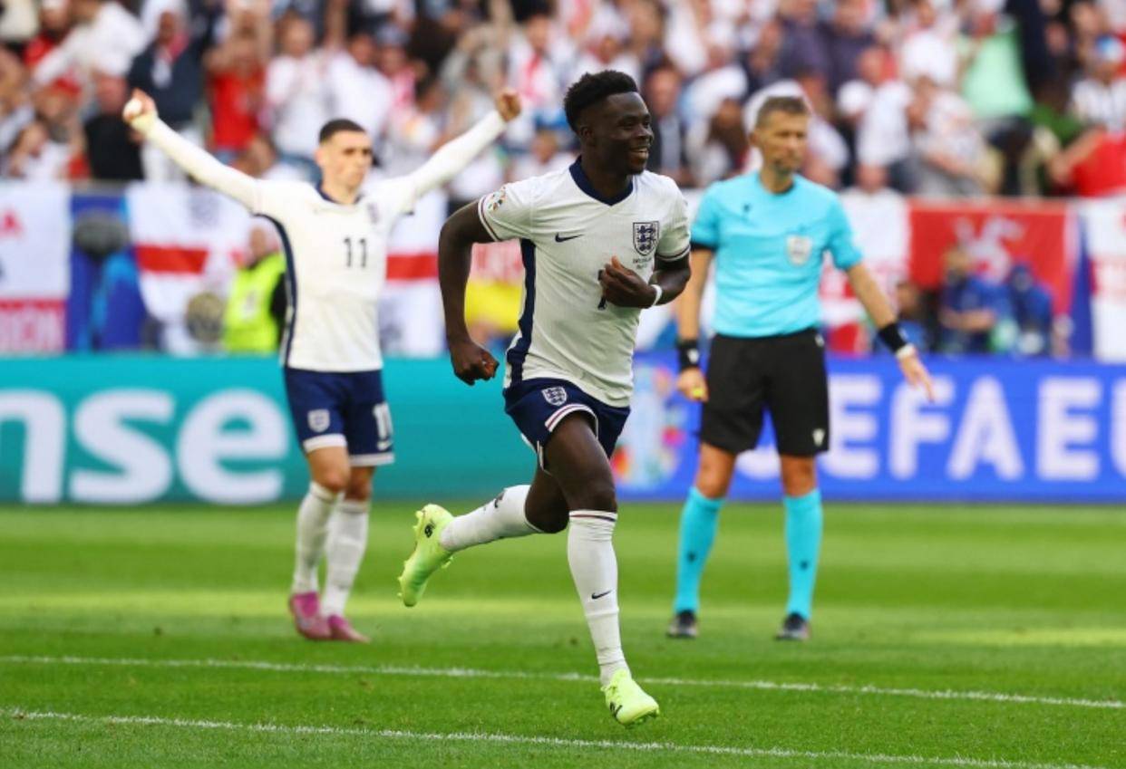 英格兰客场力克黑山，继续保持全胜战绩