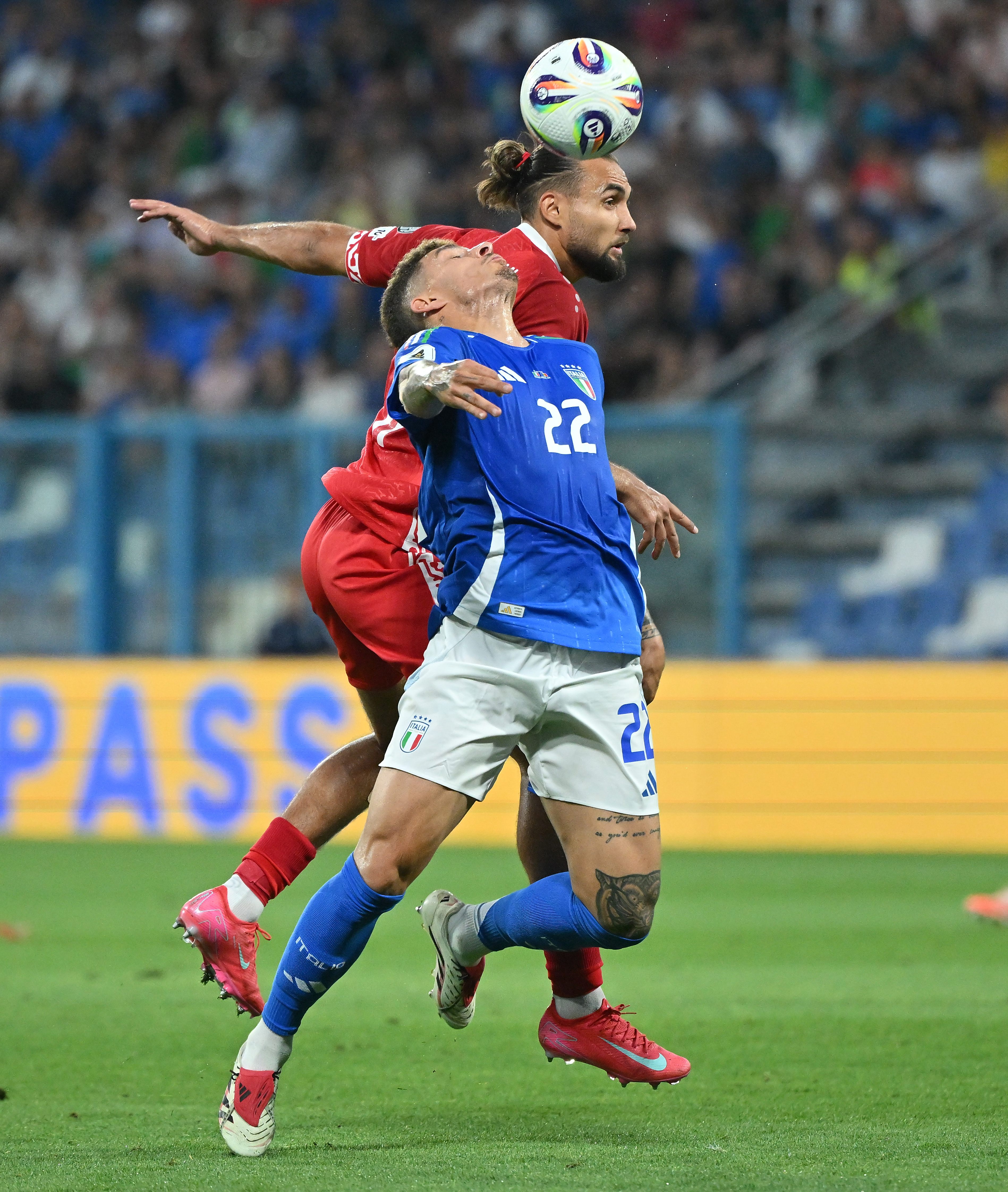 包含意大利憾负波兰！欧洲杯小组赛惨遭淘汰的词条