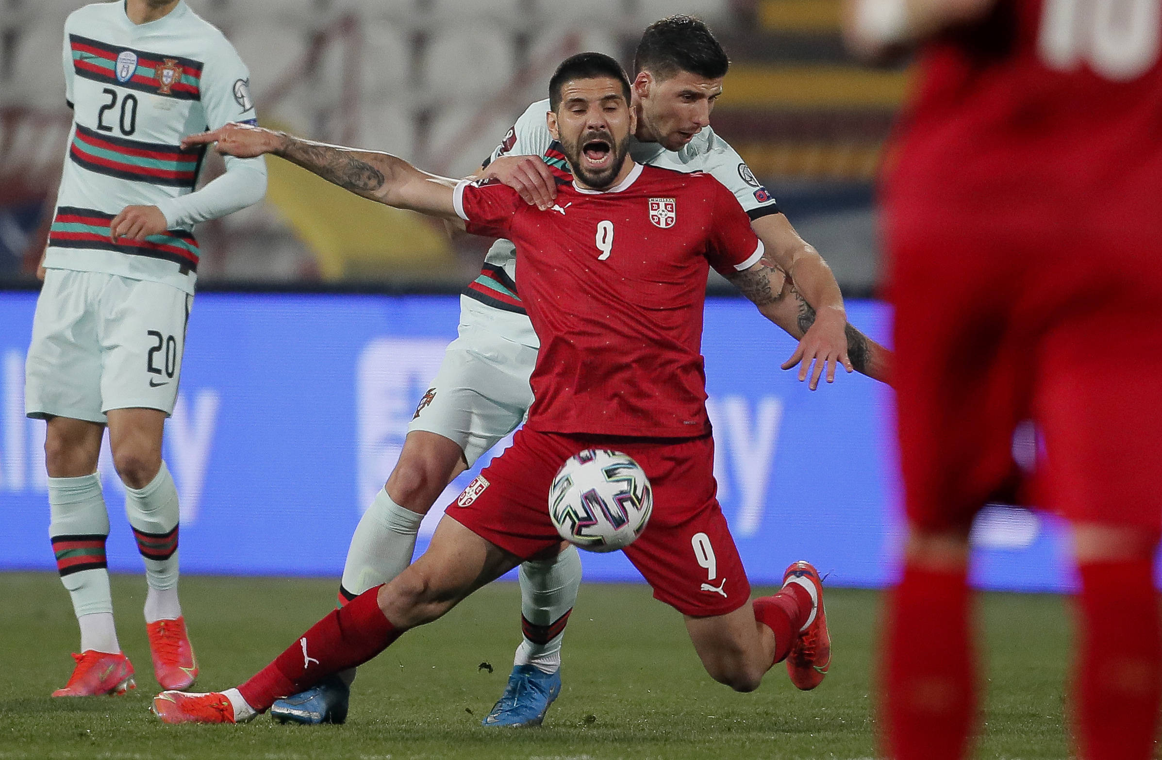 葡萄牙平塞尔维亚获小组第一 葡萄牙平塞尔维亚获小组第一