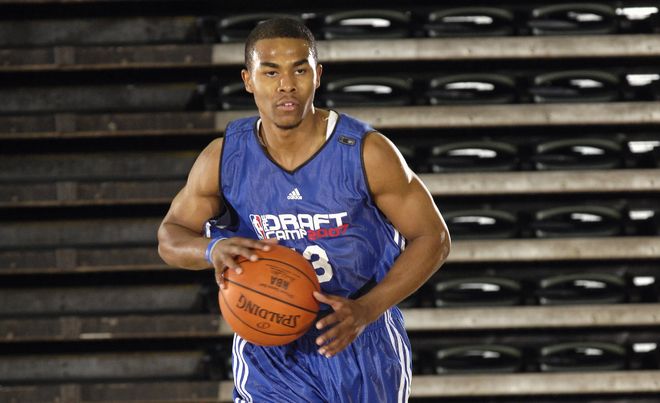 包含雄鹿客场大败雄鹿，劳森快攻破堪王朝的词条