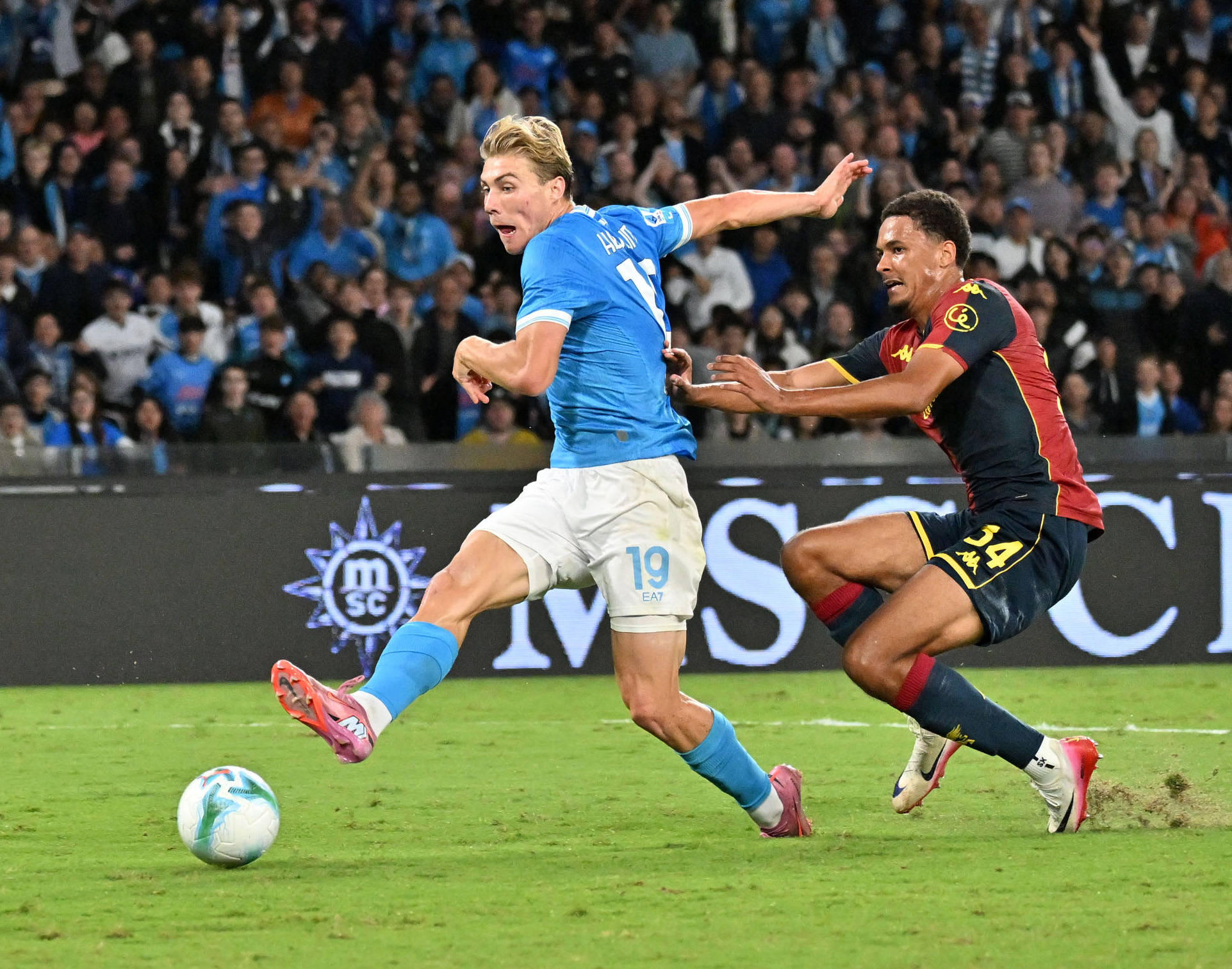 那不勒斯战胜热那亚，豪取三分的简单介绍