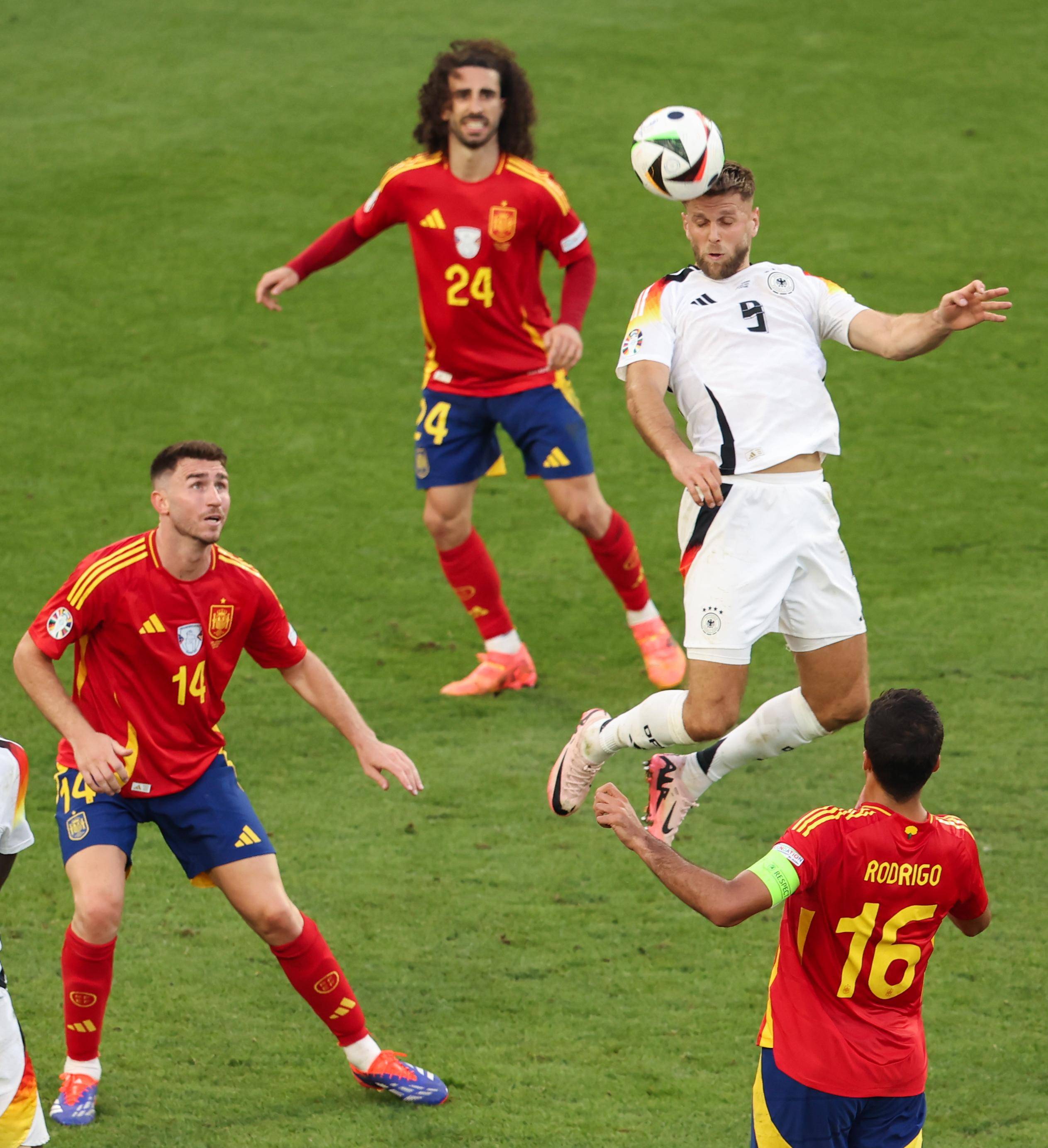 葡萄牙止步强,荷兰晋级欧洲国家杯四强的简单介绍 葡萄牙止步强,荷兰晋级欧洲国家杯四强的简单介绍