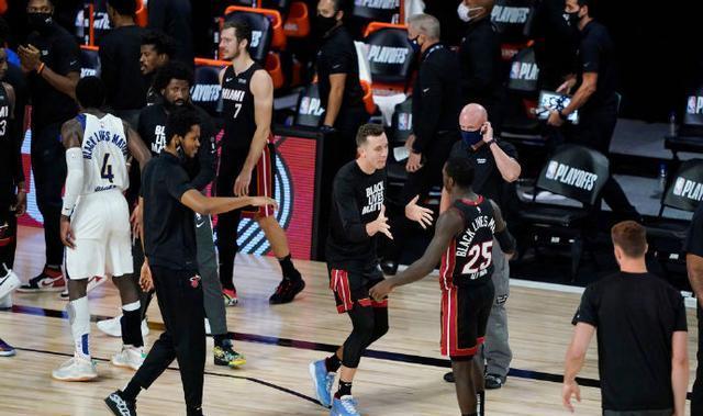 关于凯尔特人翻盘新疆队,武切维奇点燃赛场的信息 关于凯尔特人翻盘新疆队,武切维奇点燃赛场的信息