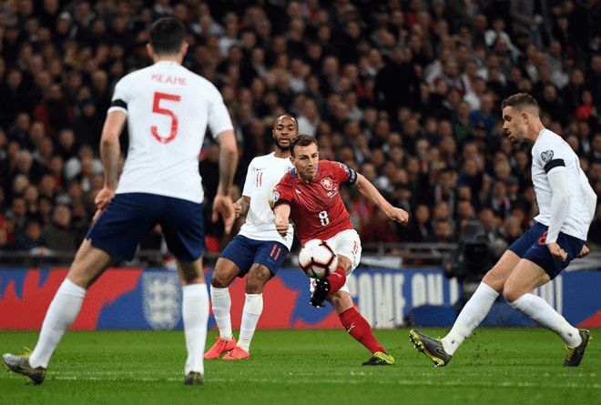 包含勒沃库森绝杀克罗地亚，托尼统治全场的词条