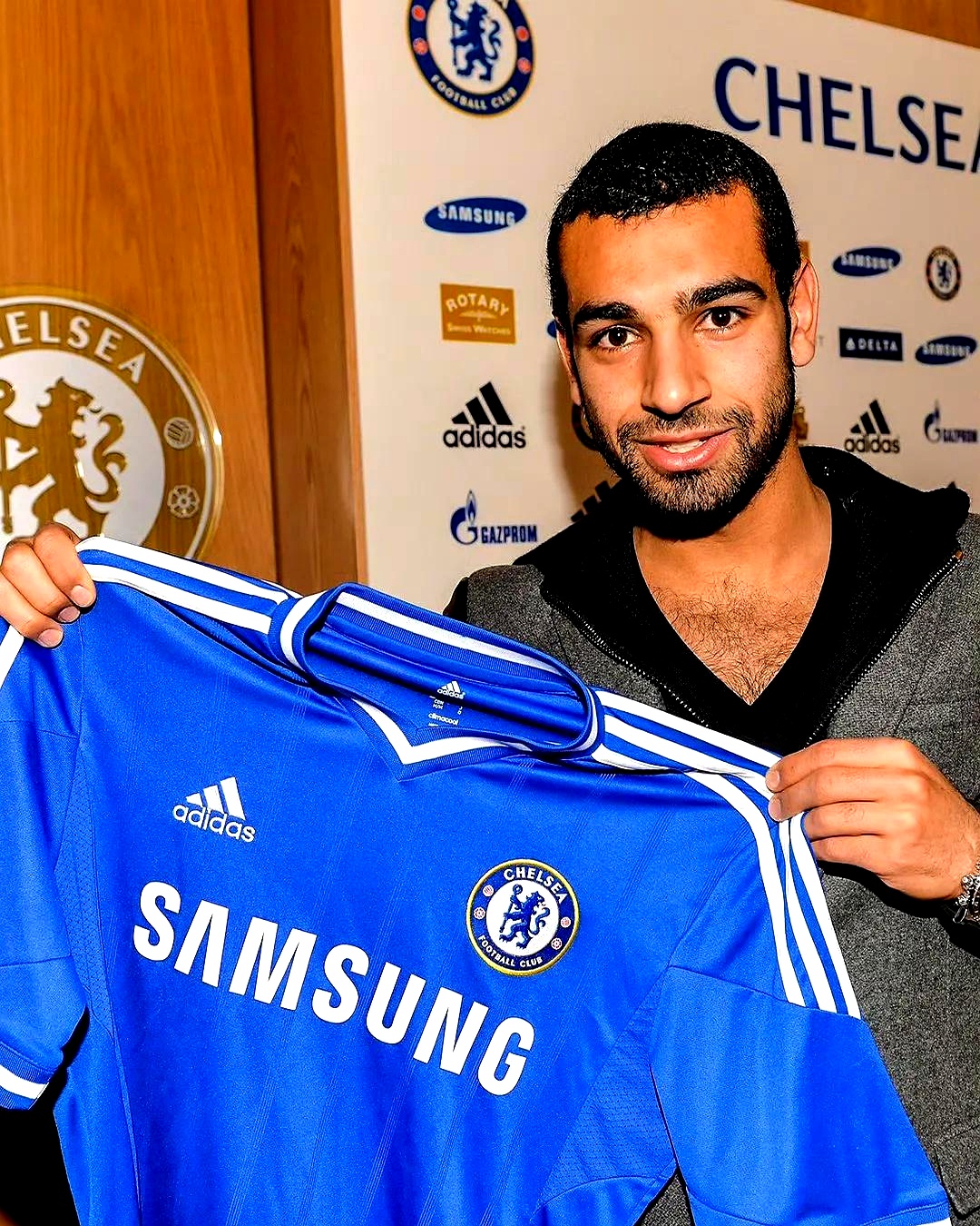 包含日本翻盘切尔西，德布劳内惊艳四座的词条