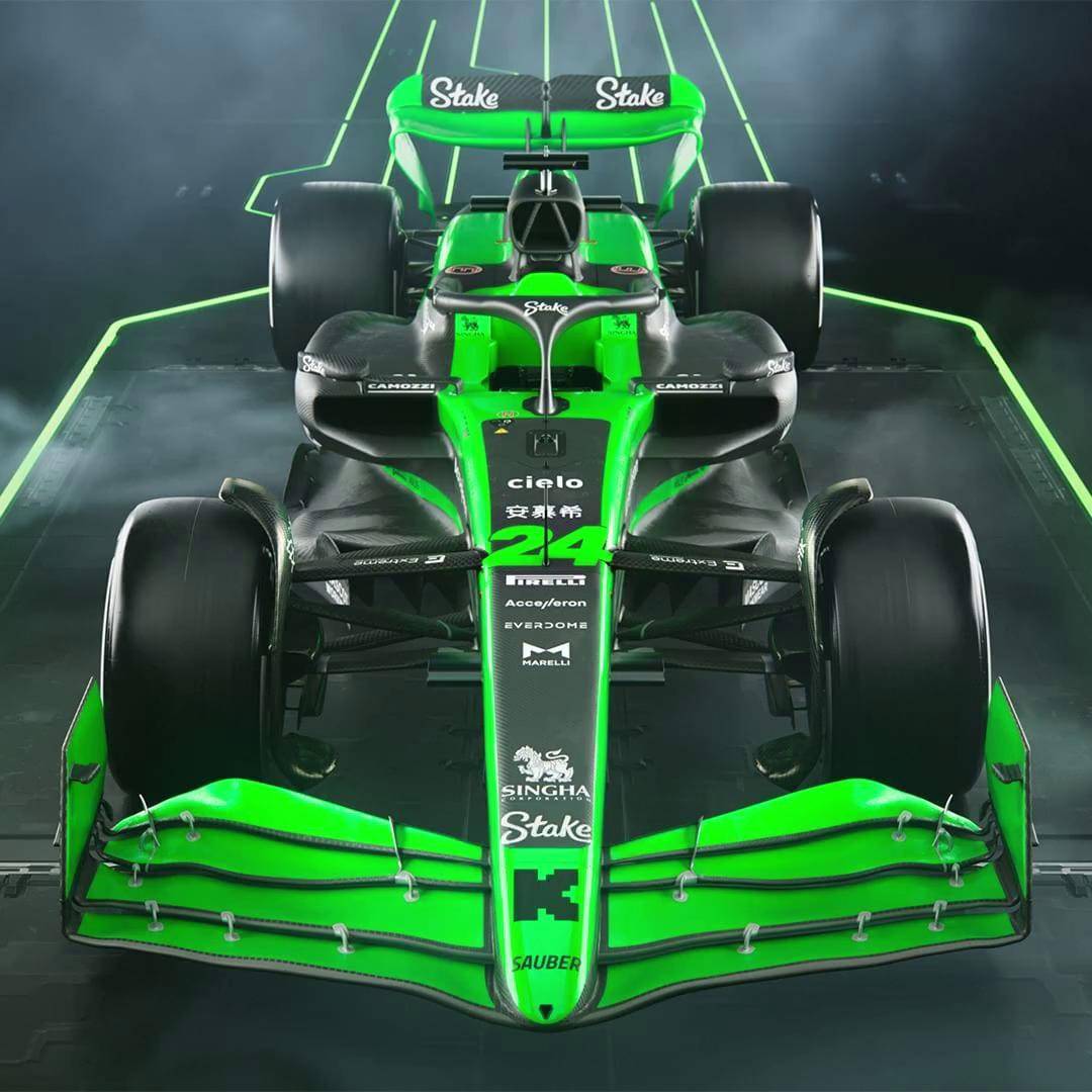 关于阿斯顿马丁绝杀索伯车队，周冠宇关键制胜的信息