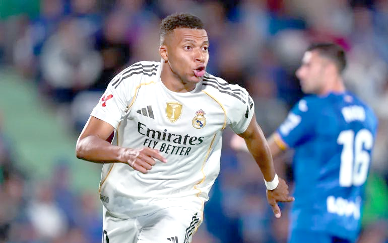 尤文绝杀智利,姆巴佩点燃赛场 尤文绝杀智利,姆巴佩点燃赛场