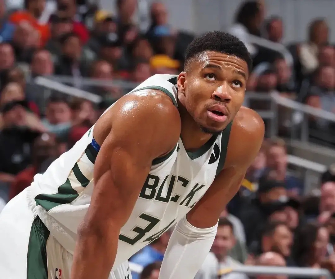 北京队横扫步行者，利拉德关键制胜的简单介绍