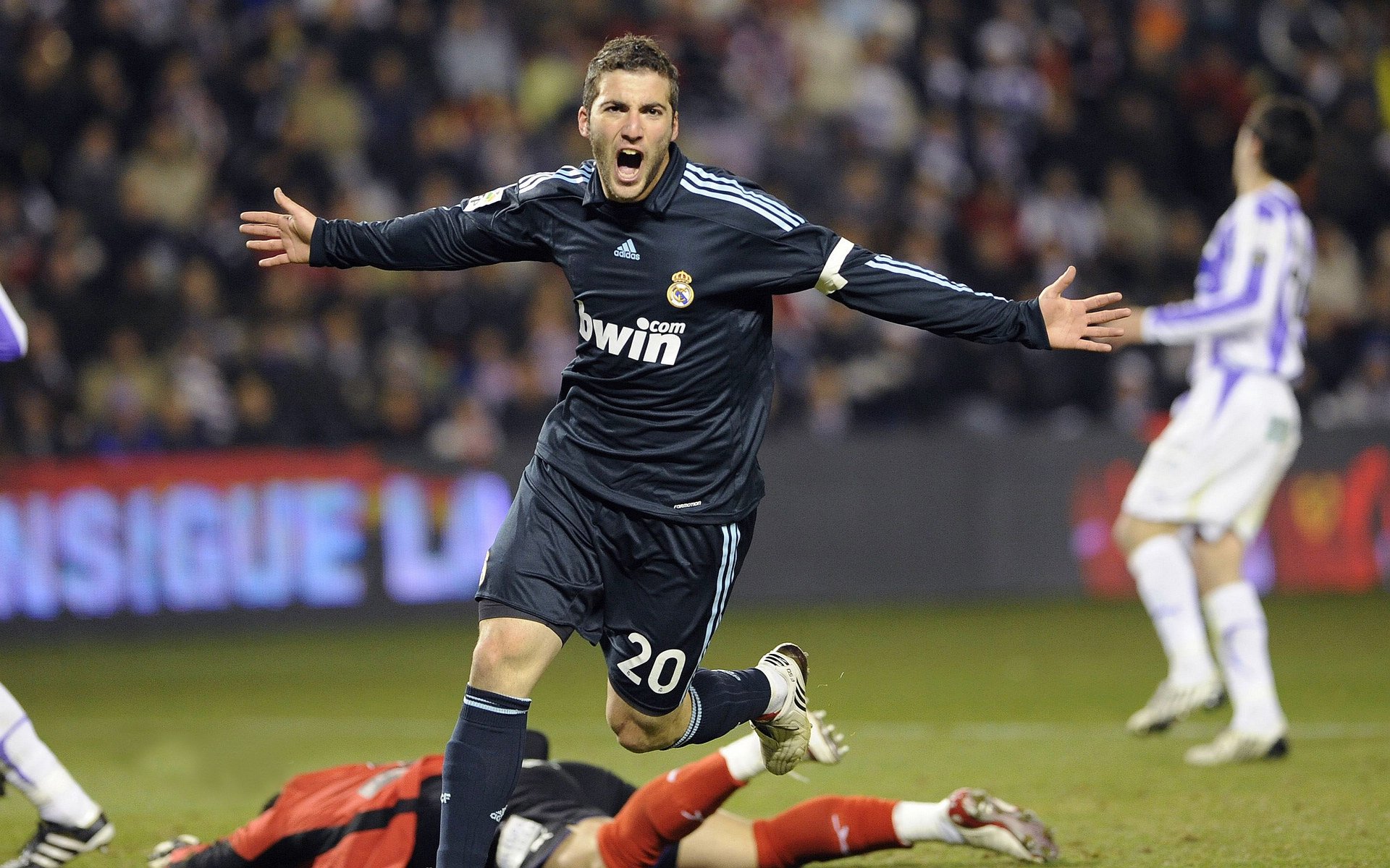 鏖战东南亚，泰国队力克印度队，安赛龙展现王者风范